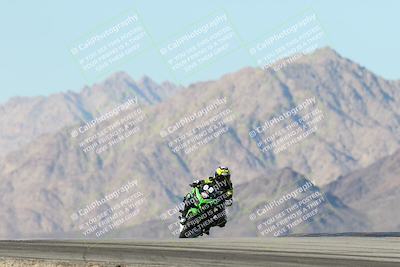 media/Dec-01-2025-Moto Forza (Mon) [[2daa91e15f]]/3-Beginner Group/Session 4 Turn 9/